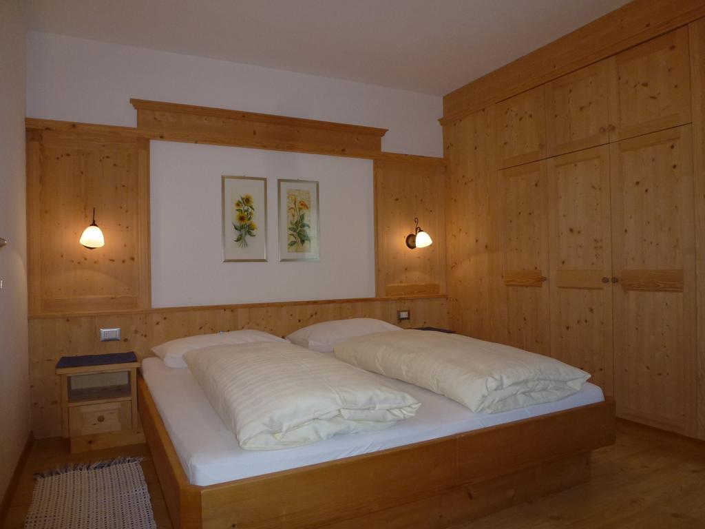 Ferienwohnung Cedepuent De Sot Wolkenstein in Gröden Zimmer foto