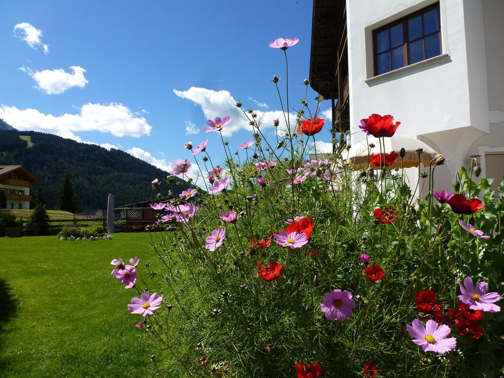Ferienwohnung Cedepuent De Sot Wolkenstein in Gröden Zimmer foto