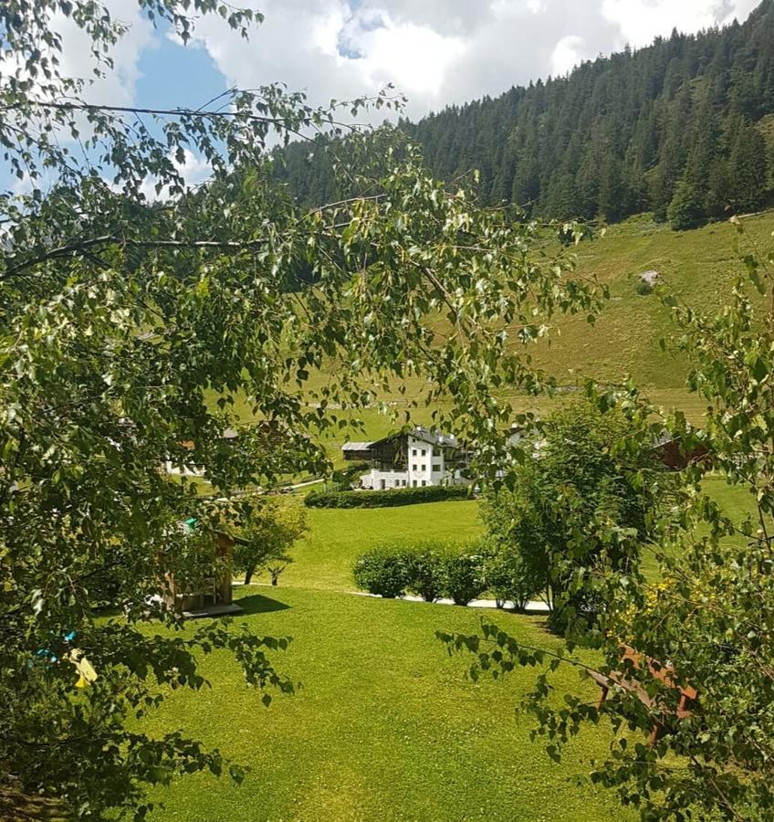 Ferienwohnung Cedepuent De Sot Wolkenstein in Gröden Exterior foto